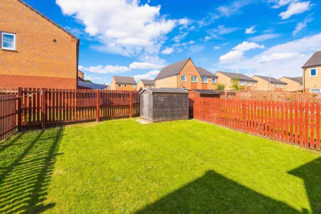 Spacious 5 Bedroom Home Hosted By Mcr Dens Manchester Ngoại thất bức ảnh