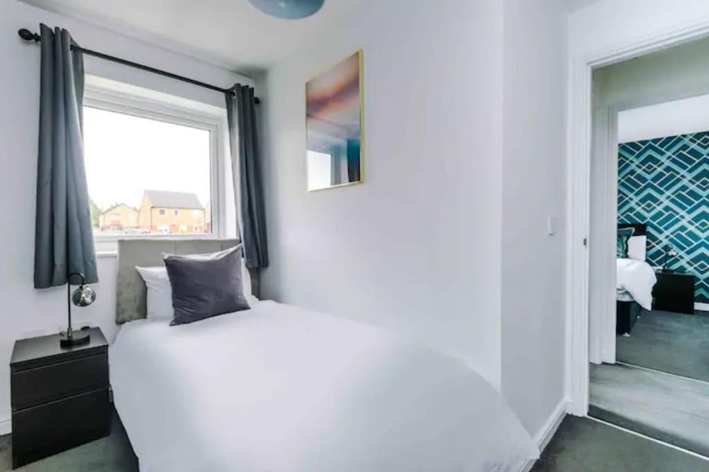Spacious 5 Bedroom Home Hosted By Mcr Dens Manchester Ngoại thất bức ảnh